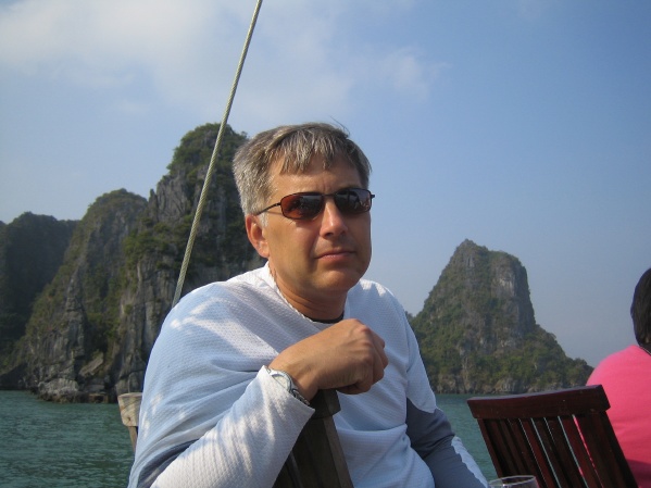 Halong Bay Vietnam - Boat Cruise